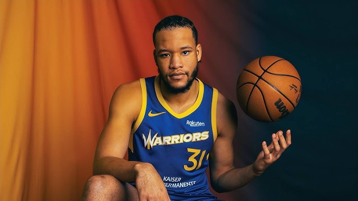 NBA球队签下新一代超级球员 NBA球队签下新一代超级球员