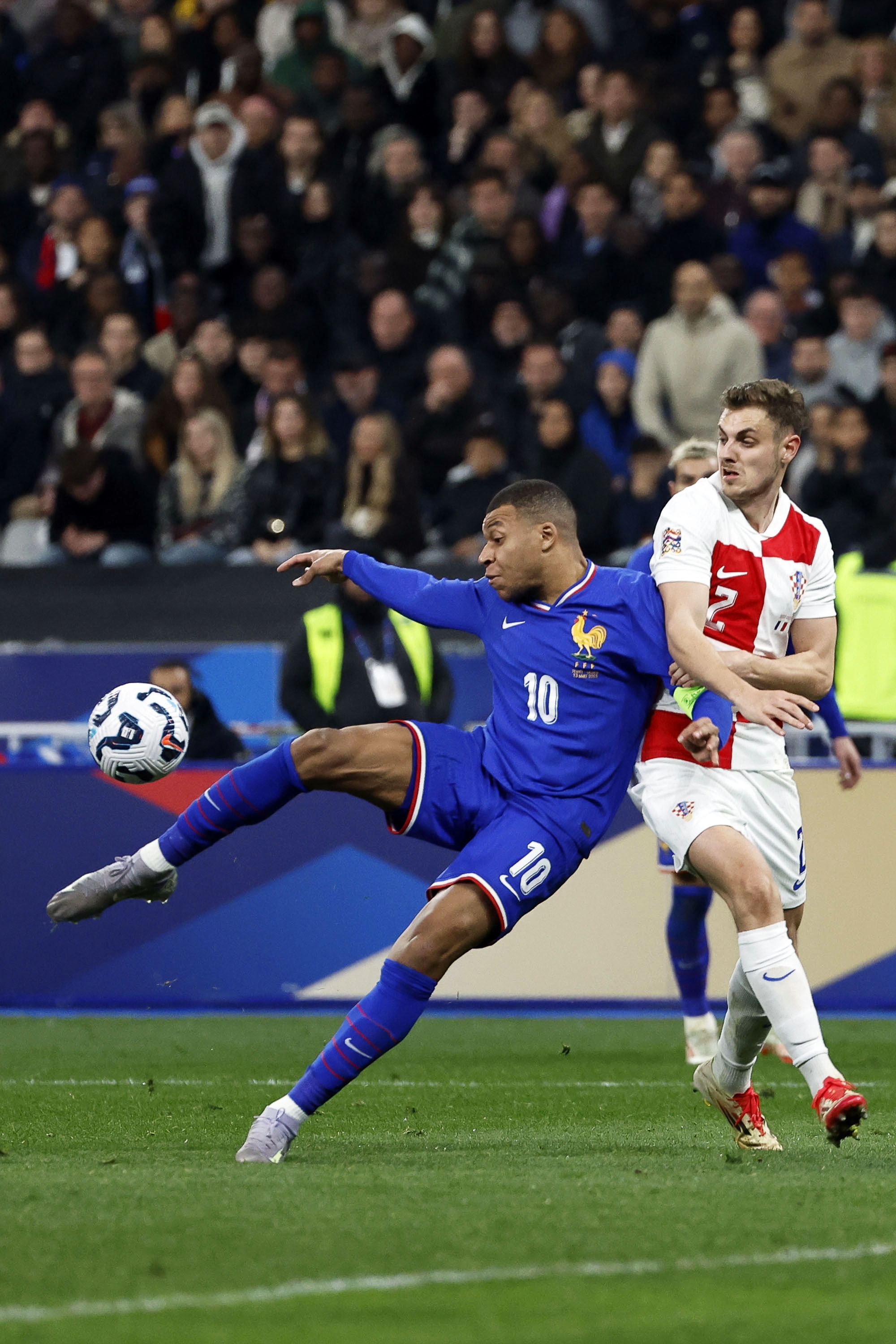 荷兰险胜瑞士,闯入欧国联半决赛 荷兰险胜瑞士,闯入欧国联半决赛