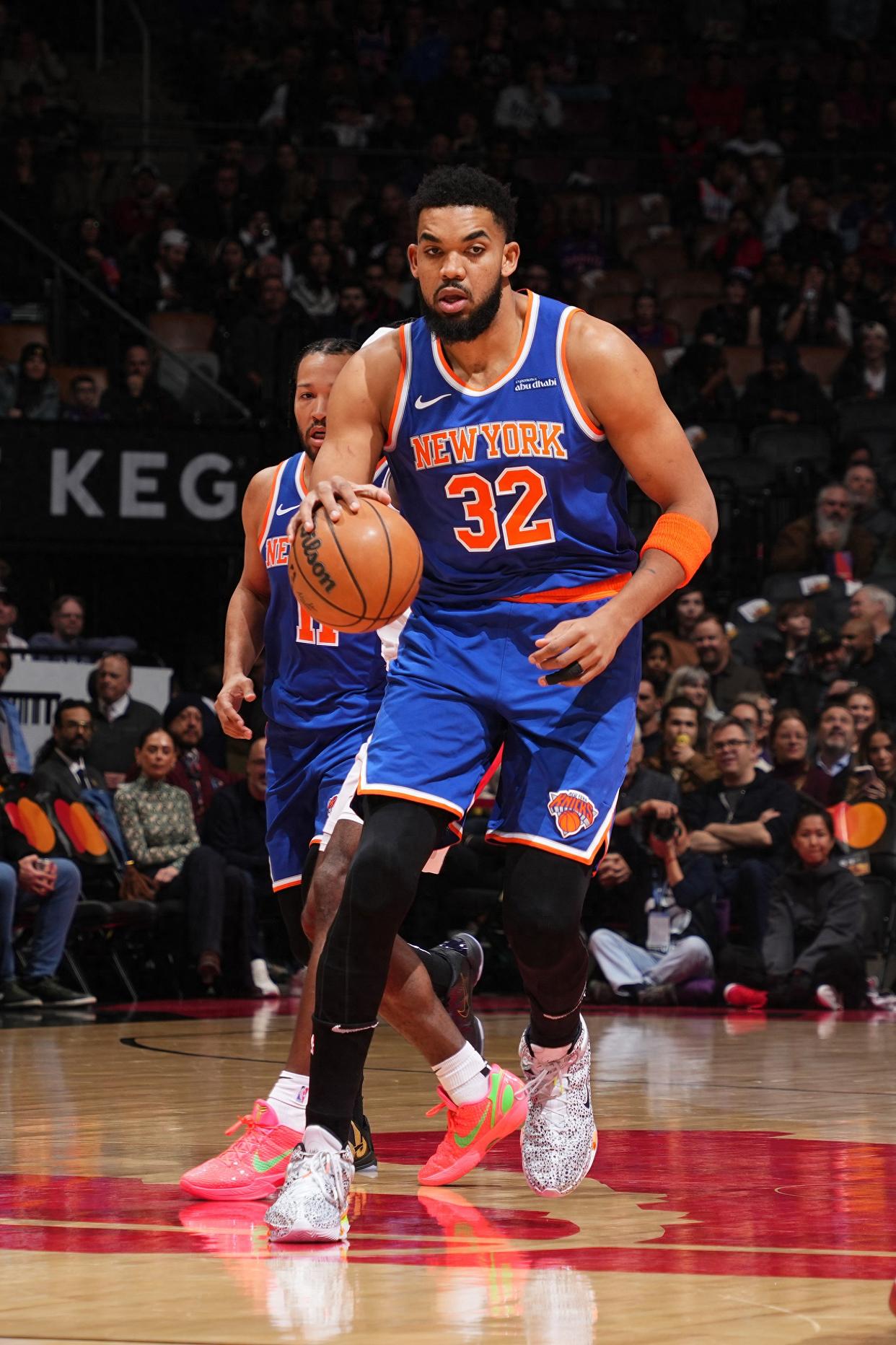 人主场完胜热火,保持不败领先优势 人主场完胜热火,保持不败领先优势