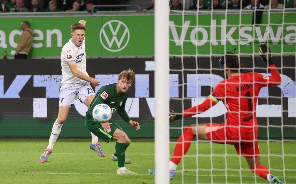 霍芬海姆客场逆转战胜，士气大增