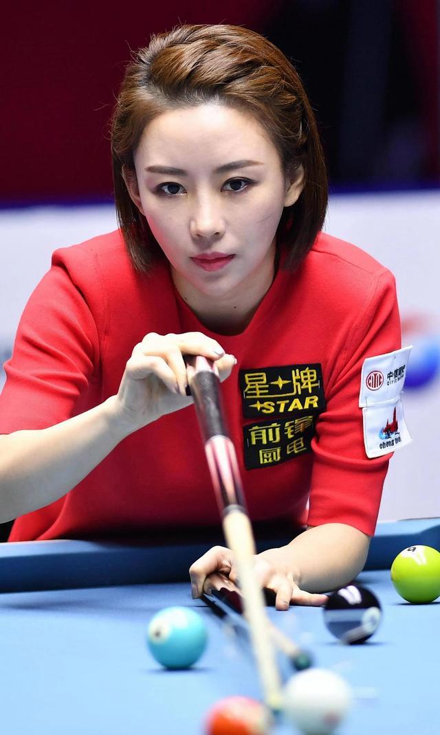 澳大利亚游泳健将实现三连冠壮举的简单介绍