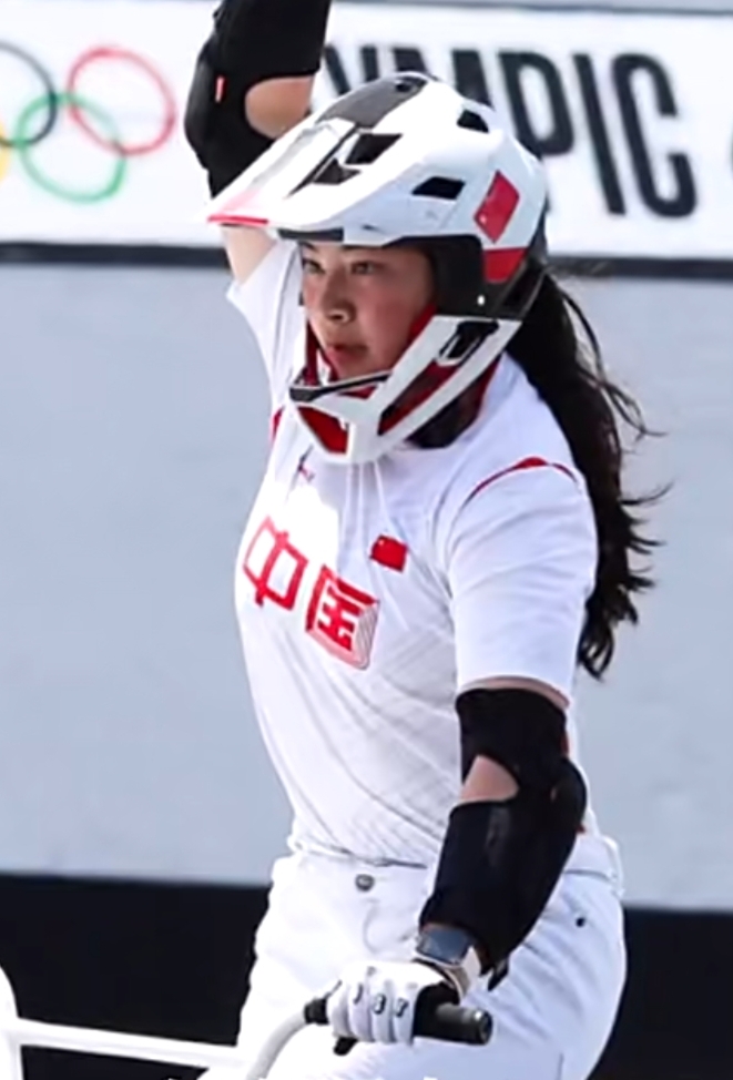 包含小轮车比赛速度惊人!奇迹发生夺得冠军的词条 包含小轮车比赛速度惊人!奇迹发生夺得冠军的词条