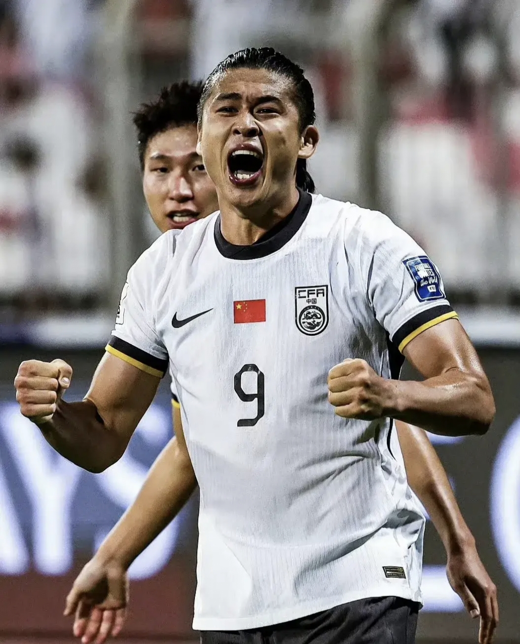 包含里昂客场胜利,士气高昂迎接下一场比赛的词条 包含里昂客场胜利,士气高昂迎接下一场比赛的词条