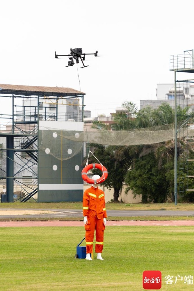海南队主教练遭遇离职压力，团队士气动摇的简单介绍