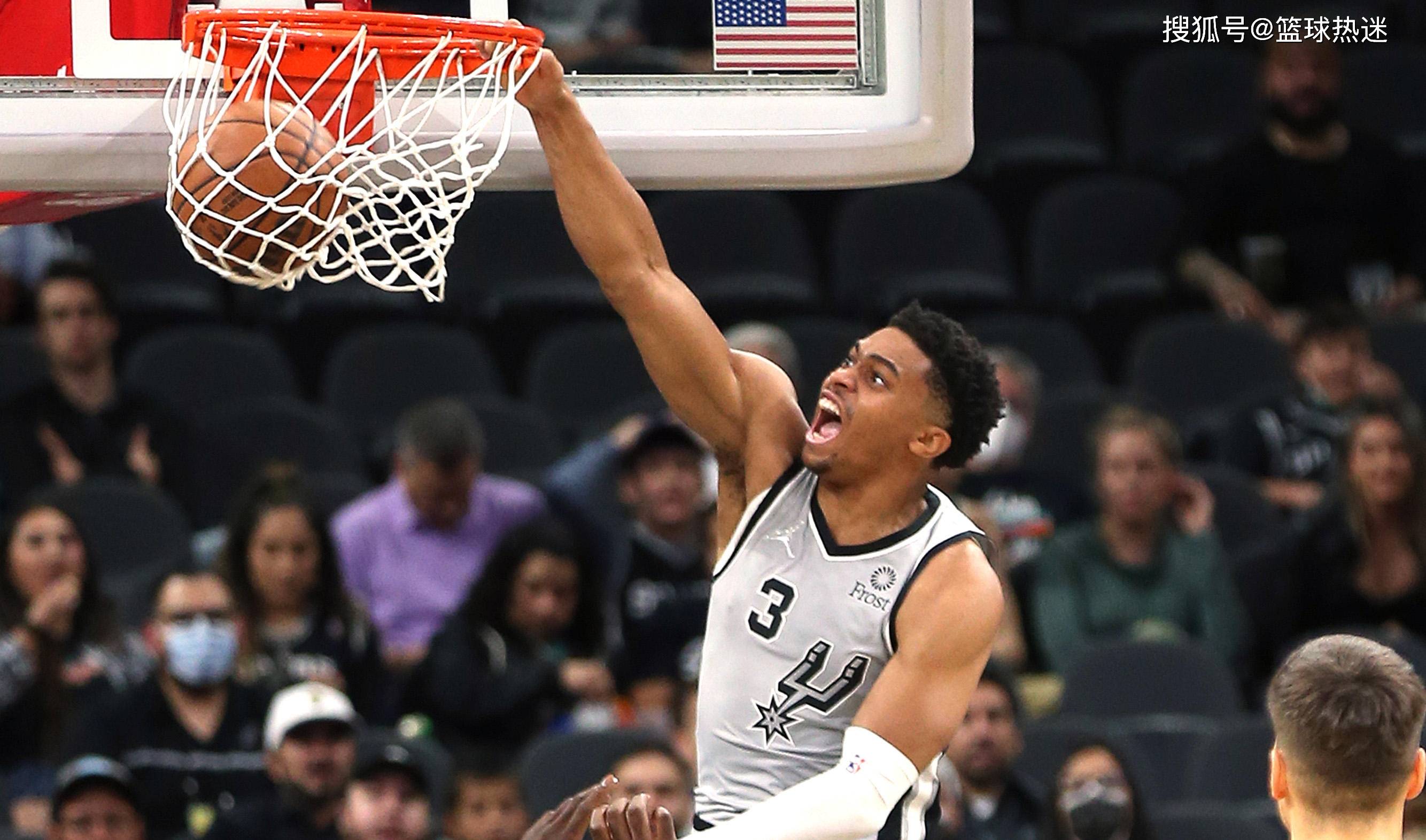 马刺大胜骑士,吉梅内斯全场记三分 马刺大胜骑士,吉梅内斯全场记三分