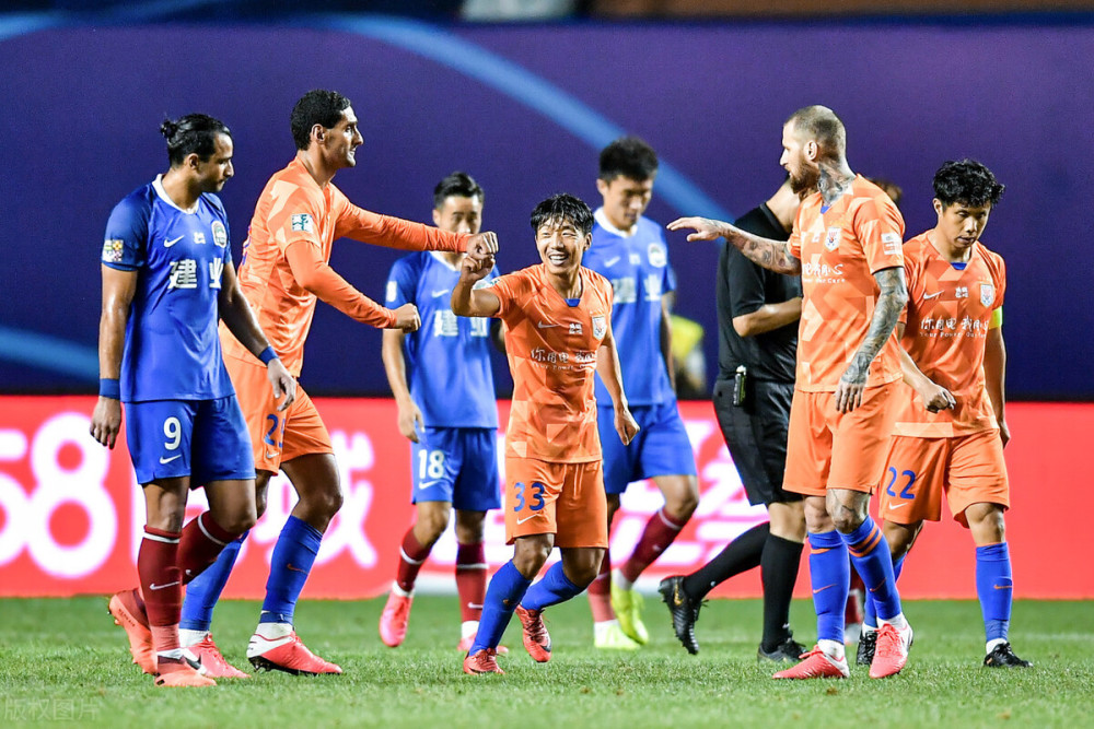 广州恒大冲超冠军之路再现曙光,取得三连胜暂时排名第四 广州恒大冲超冠军之路再现曙光,取得三连胜暂时排名第四